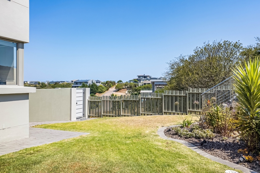 4 Bedroom Property for Sale in Oubaai Western Cape